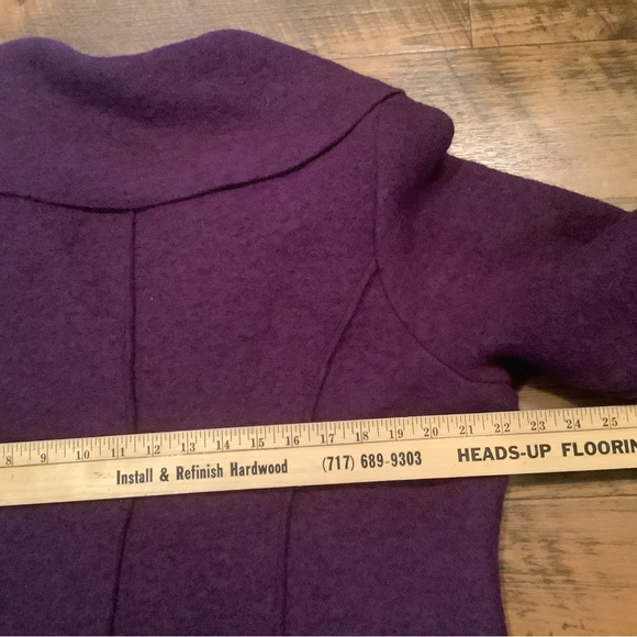 Jaskar Coat Wool Purple Artsy Round Accent Collar Flower Toggle Button Pockets - Picture 9 of 10